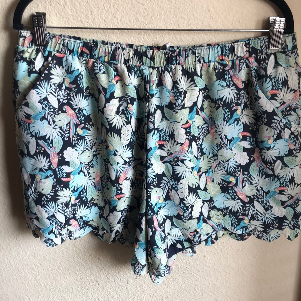 Lauren Conrad Scallop Shorts